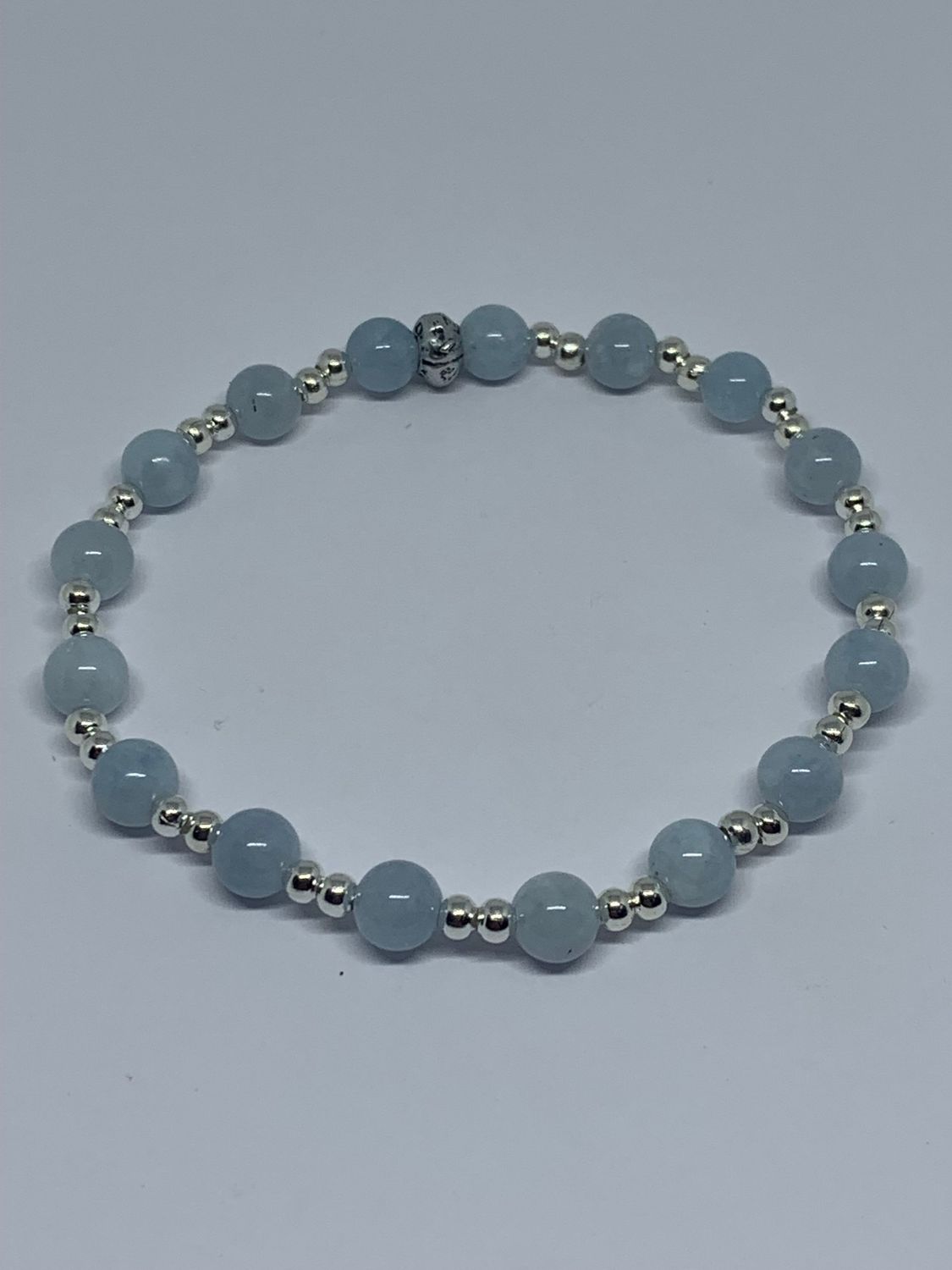 Bracelet pierre Aigue marine 6 mm,