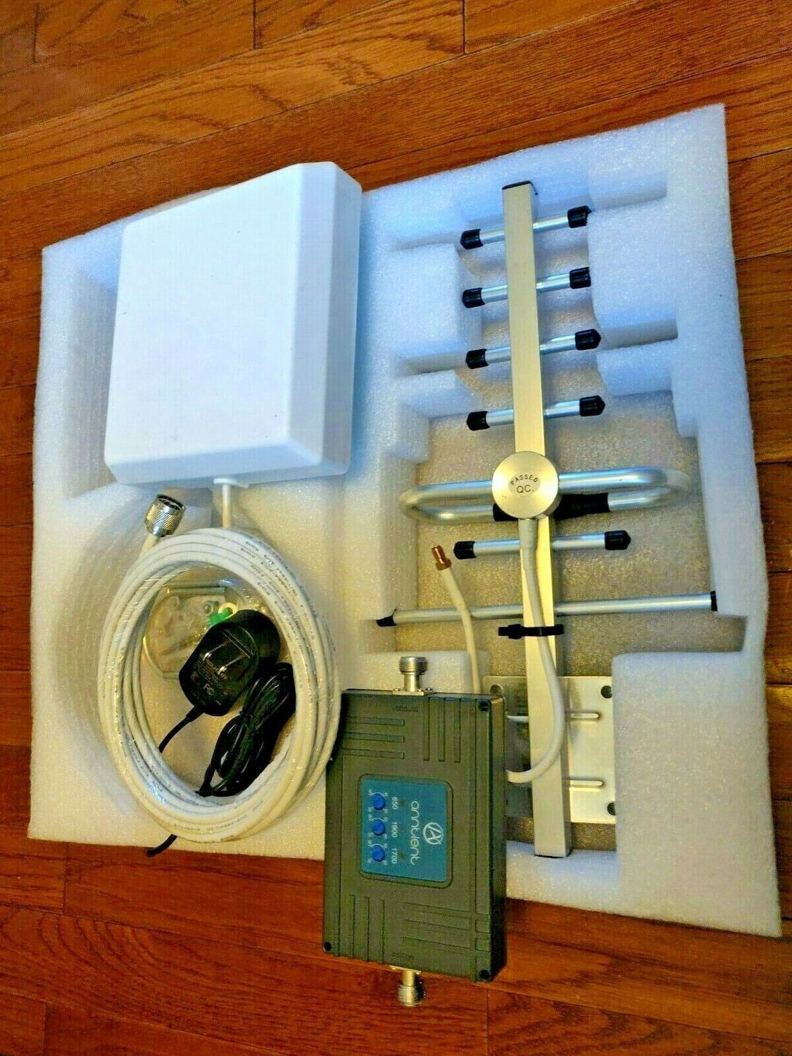 Cell Phone Signal Booster 3G 4G LTE 850/1700/1900MHz Band 5/4/2 for All Carriers