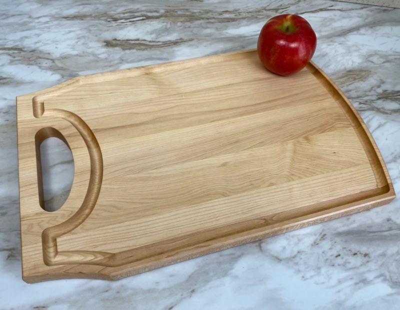 16" x 10 1/2" x 3/4" Maple Cutting Board with Handle & Juice Groove