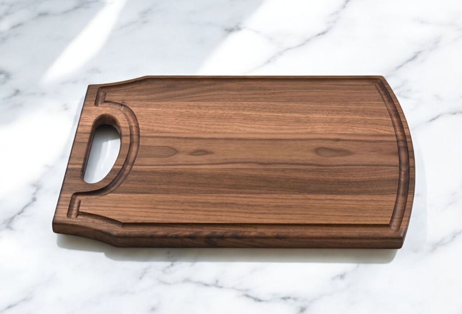 16" x 10 1/2" x 3/4" Black Walnut Cutting Board with Handle & Juice Groove