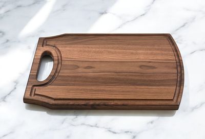 16" x 10 1/2" x 3/4" Black Walnut Cutting Board with Handle & Juice Groove