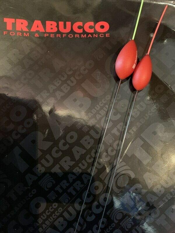 Series R_CARBON competition pole float for high winds