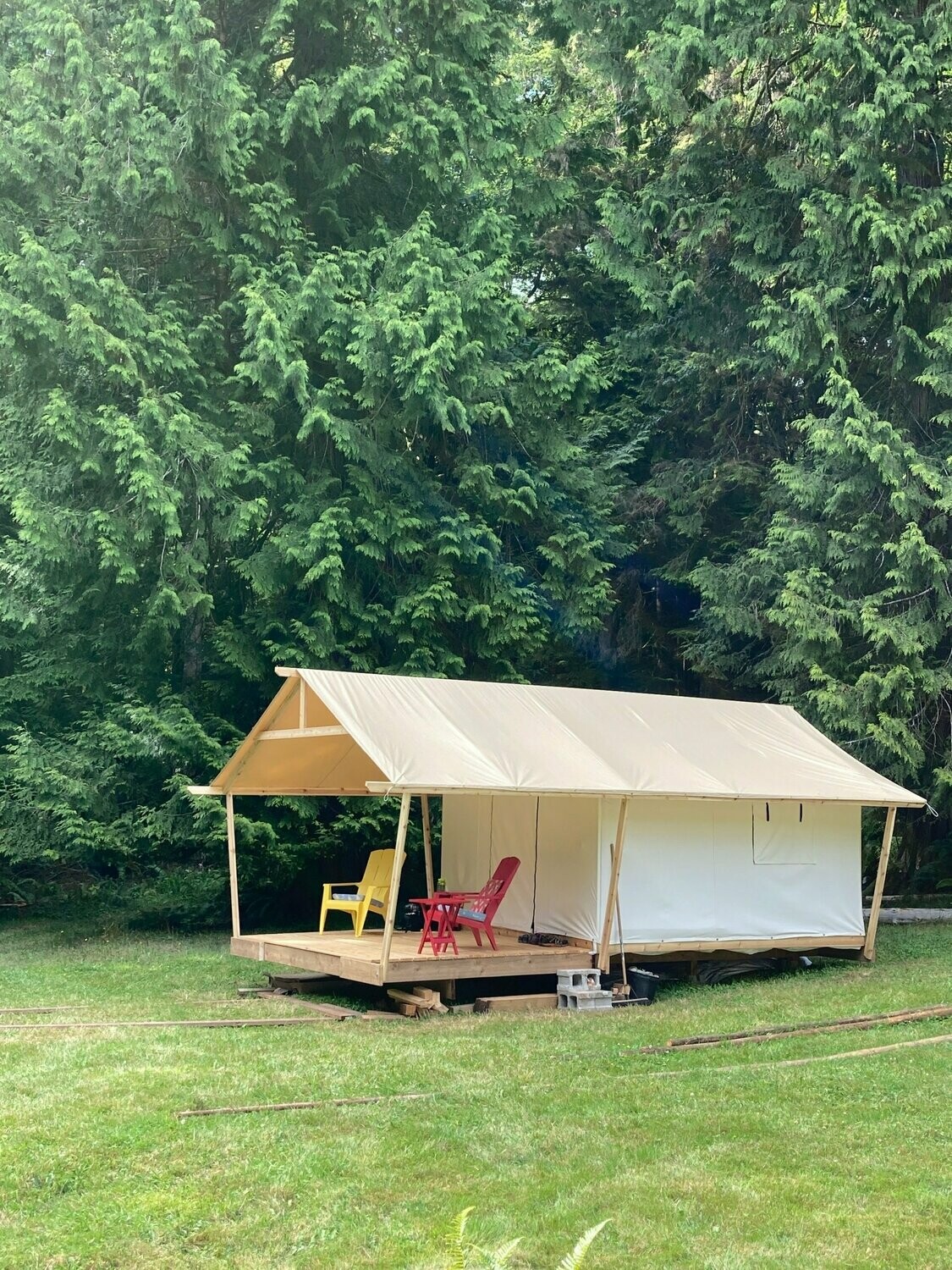 Yukon Tent 8' x 10' x 5'