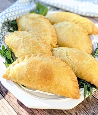 Italian sausage, spinach, and tomato Hand Pie (frozen)