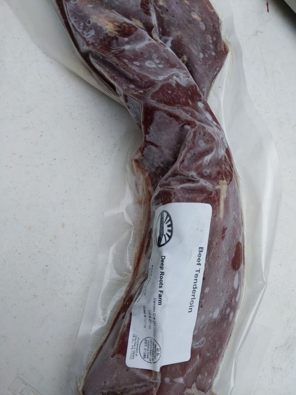 Whole beef tenderloin (4.1lbs)