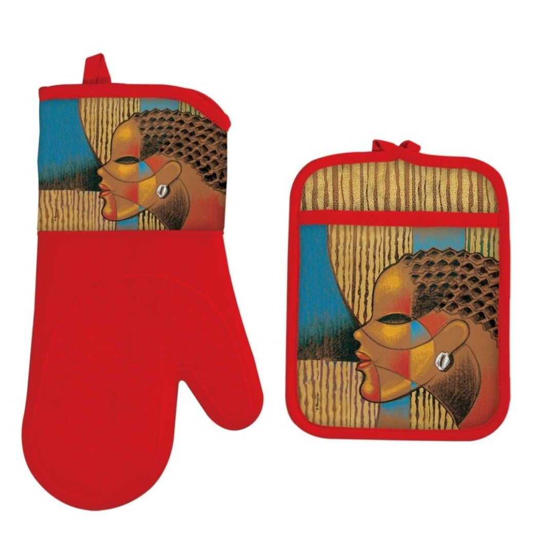 Composite Of A Women Oven Mitt and Potholder Set