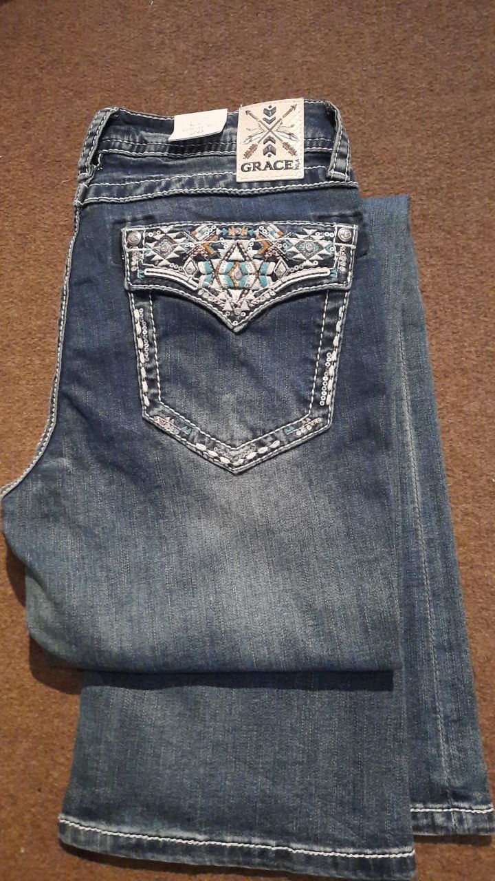 Grace in LA Bootcut stretch 2%