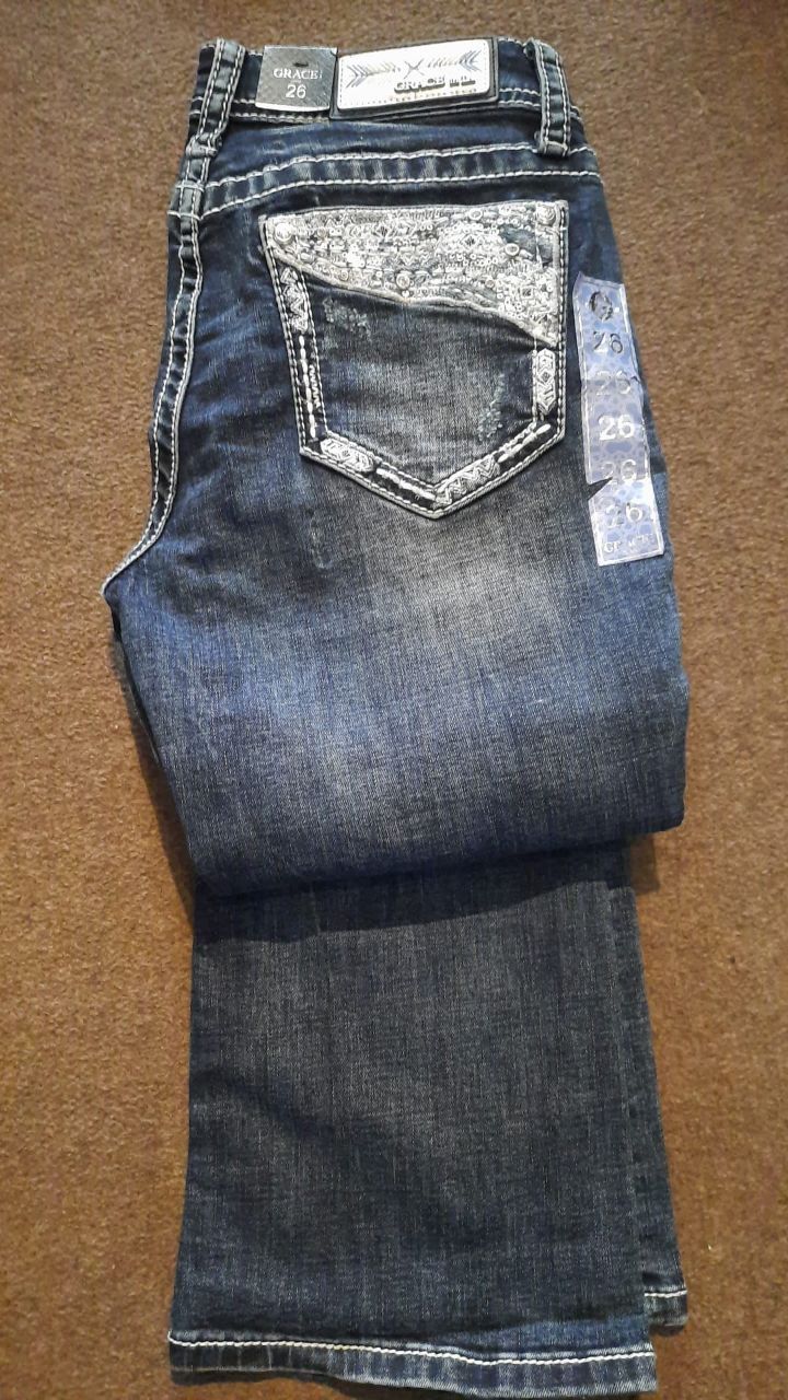 Grace in LA Bootcut stretch 2%