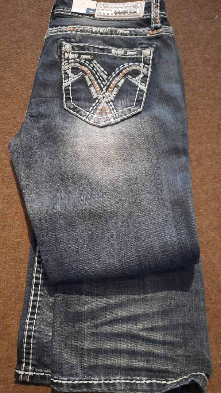 Grace in LA Bootcut stretch 2%