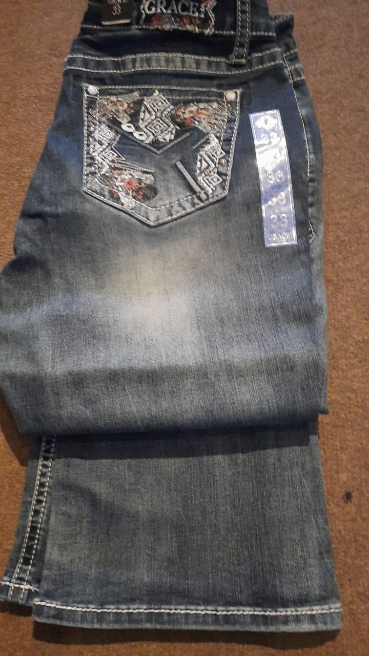 Grace in LA Bootcut stretch 2%