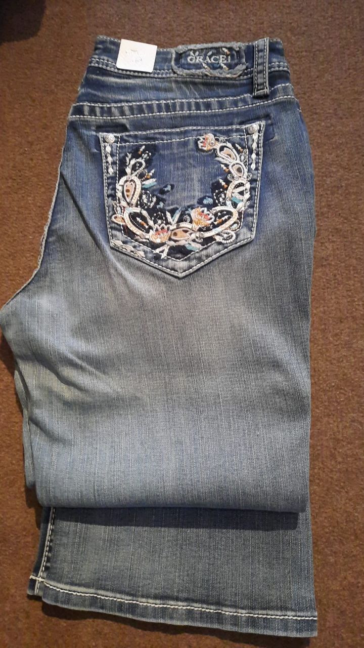 Grace in LA Bootcut stretch 2%