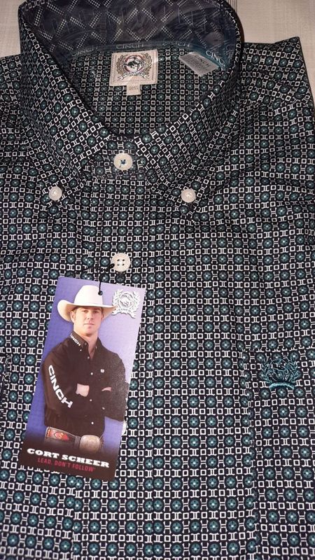 MEN'S SOLID BUTTON-DOWN WESTERN SHIRT MEN'S SOLID BUTTON-DOWN WESTERN SHIRT