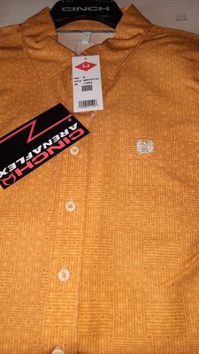 WOMEN'S SOLID BUTTON-UP SHIRT