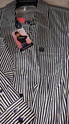 WOMEN'S SOLID BUTTON-UP SHIRT