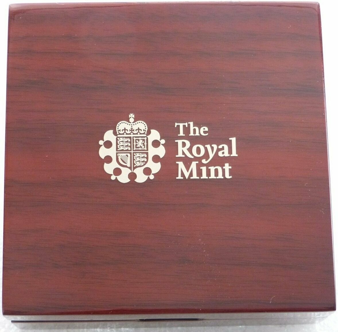 2014 - 2023 Royal Mint Deluxe Wooden £200 Gold 2oz Coin Box Only