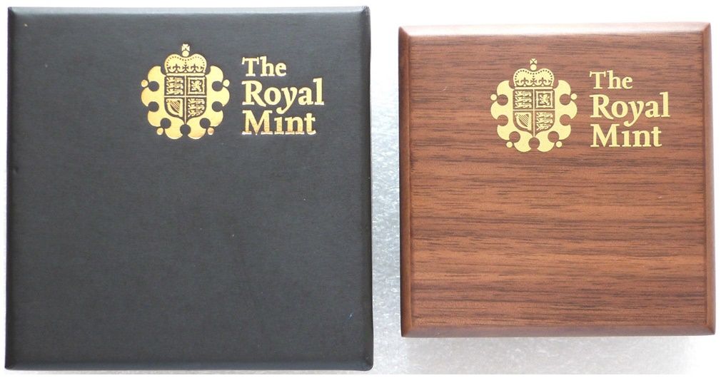 2008 - 2013 Royal Mint Walnut-Veneer Wooden Box Half Sovereign Gold Coin Box Set Only