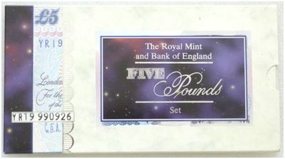 1999 Millennium Anno Domini £5 Brilliant Uncirculated Coin £5 Banknote Set