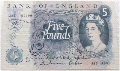 1963 - 1967 Bank of England J Q Hollom Blue £5 Five Pound Banknote (A01 to R19) 1963 - 1967 Bank of England J Q Hollom Blue £5 Five Pound Banknote (A01 to R19)