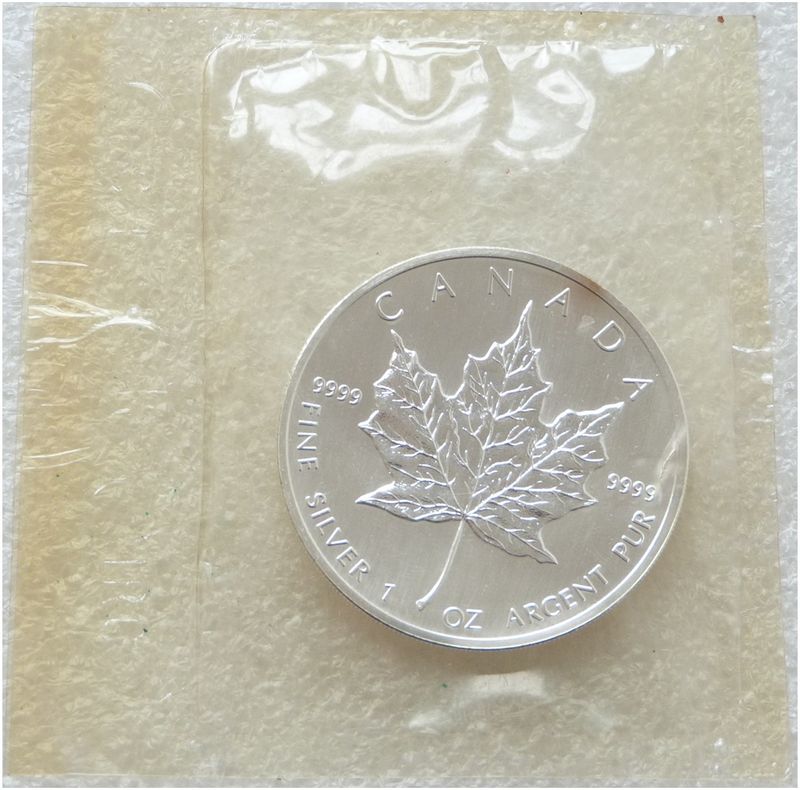 2002 Canada Maple Leaf $5 Silver 1oz Coin Sealed