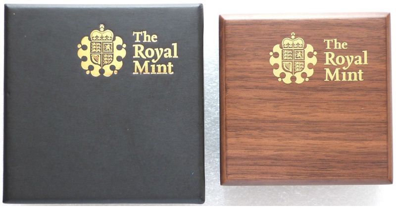 2009 - 2013 Royal Mint Walnut-Veneer Wooden Box Quarter Sovereign Gold Coin Box Set Only