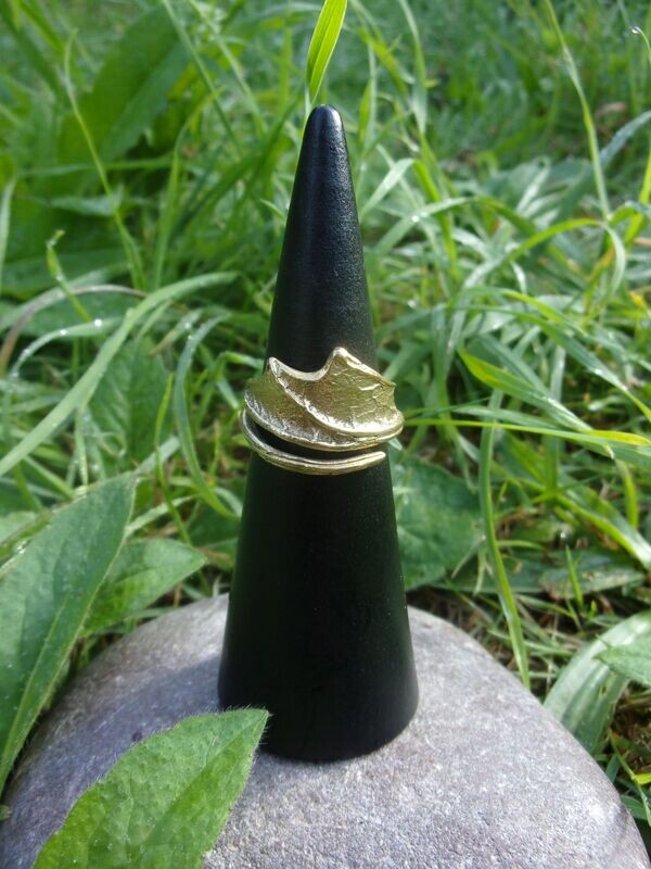 Bague demi feuille en laiton massif