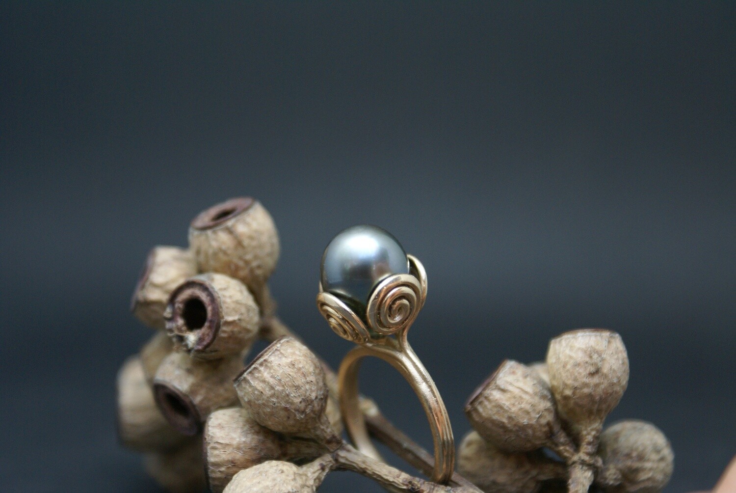 Ring aus Roségold mit einer Tahiti-Perle