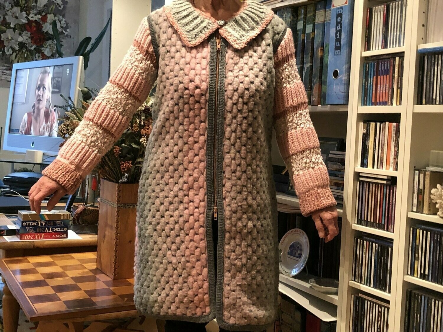 Strickmantel aus Shetland Wolle