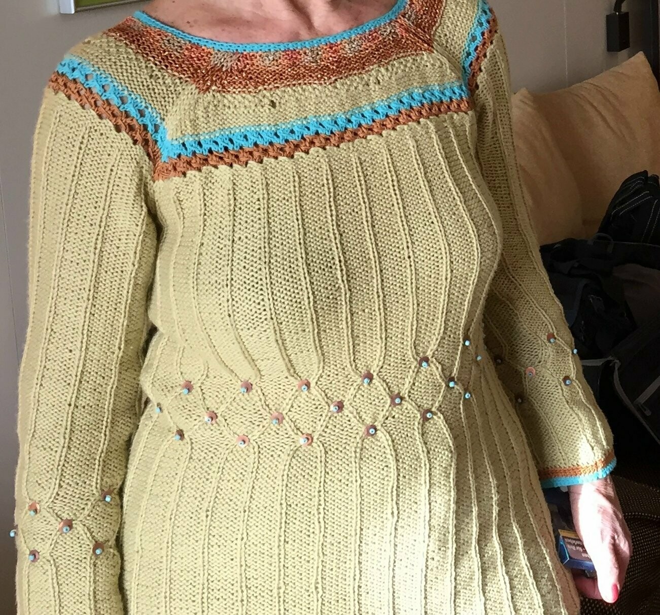 Pullover aus Baumwolle mit Seide
Rundpasse