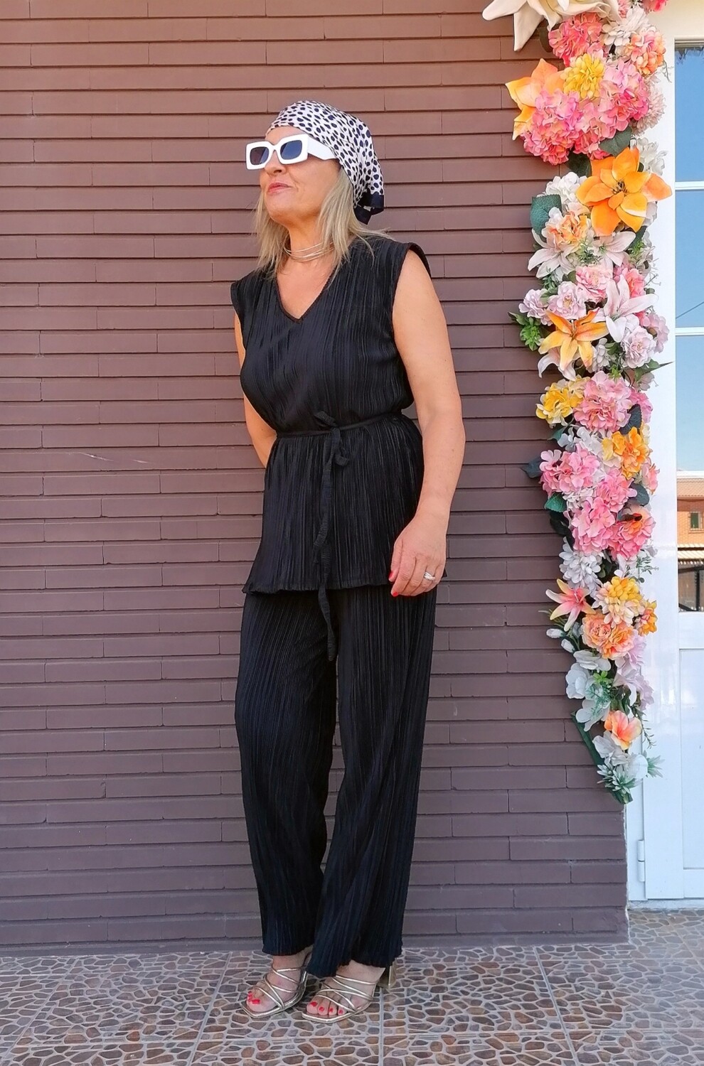 CONJUNTO PLISADO NEGRO