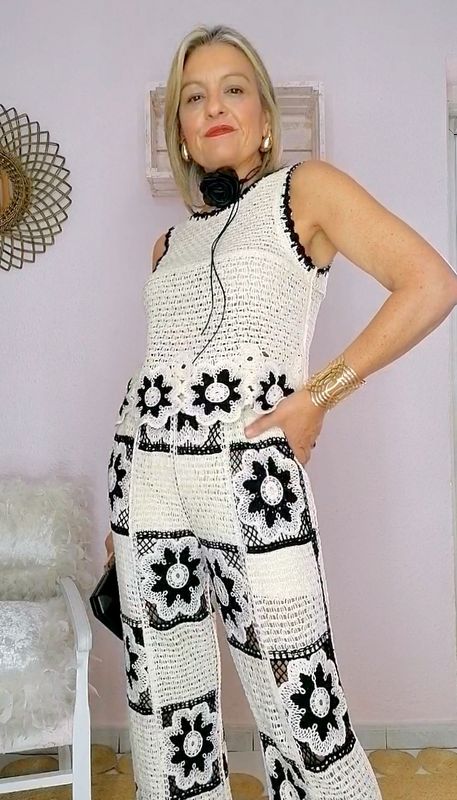 TOP CROCHET NEGRO¬BEIGE