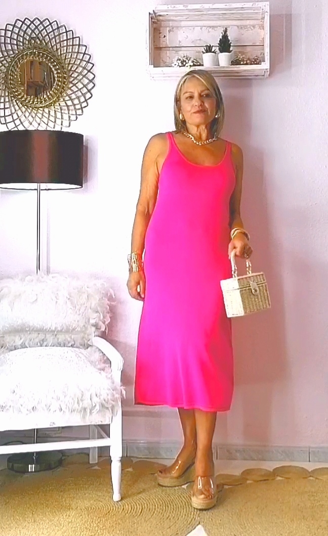 VESTIDO PUNTO FINO TIRANTES FUCSIA