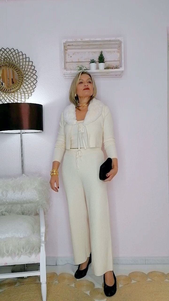 CONJUNTO DE PUNTO TRES PIEZAS Y CUELLO DE PELO BEIGE