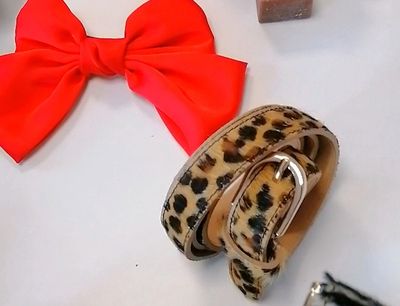CINTURÓN PIEL ANIMAL PRINT MARRÓN