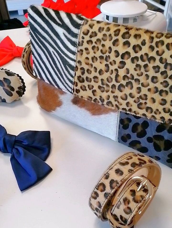 BOLSO  PIEL SOLAPA  ANIMAL&PRINT COMBINADO