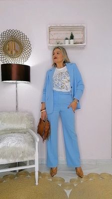 PANTALON RECTO CINTURON AZUL CELESTE