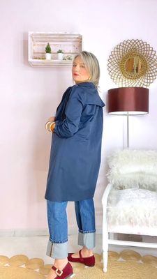 GABARDINA TRENCH AZUL MARINO