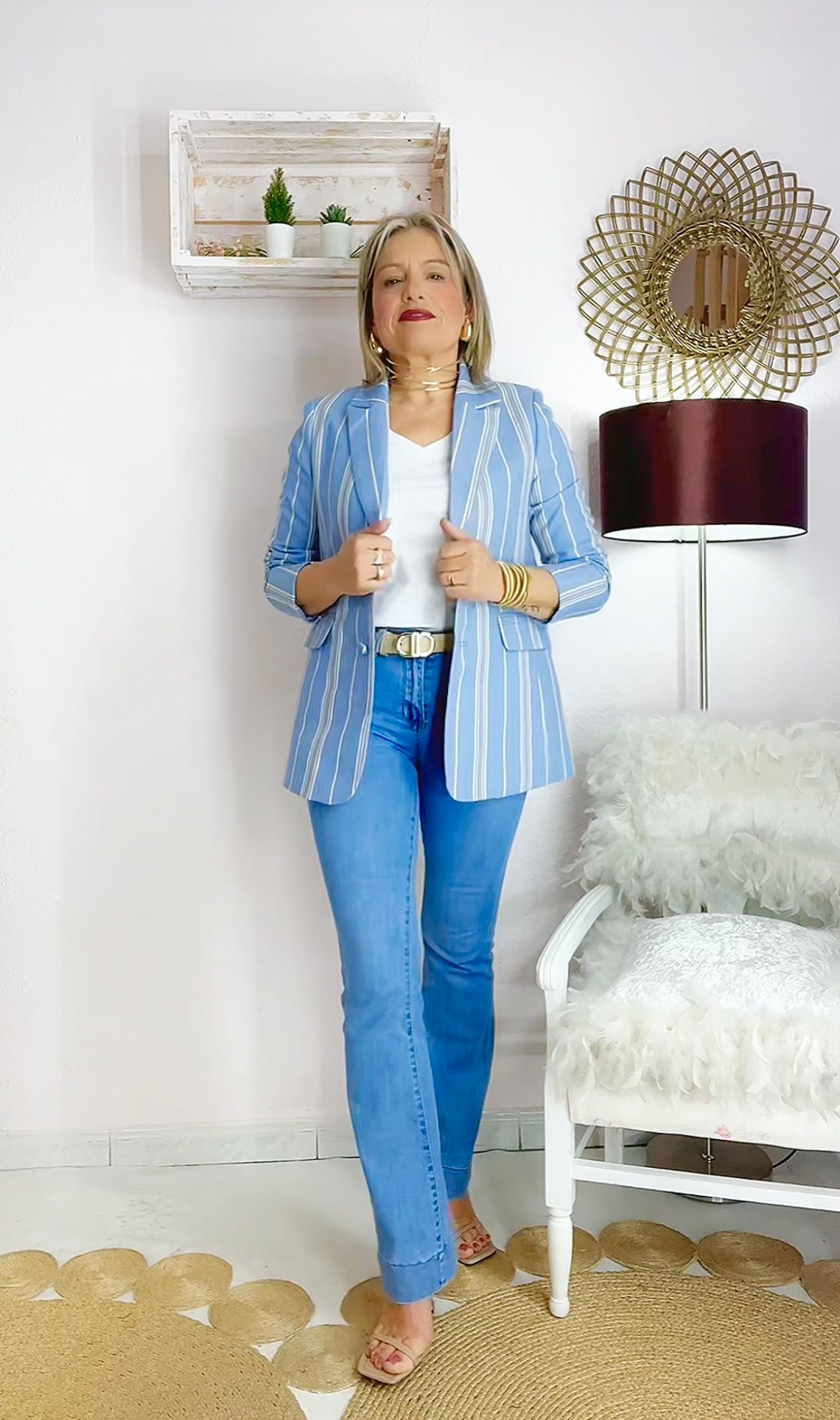 BLAZER RAYAS BOTONES FORRADOS Y CINTURON