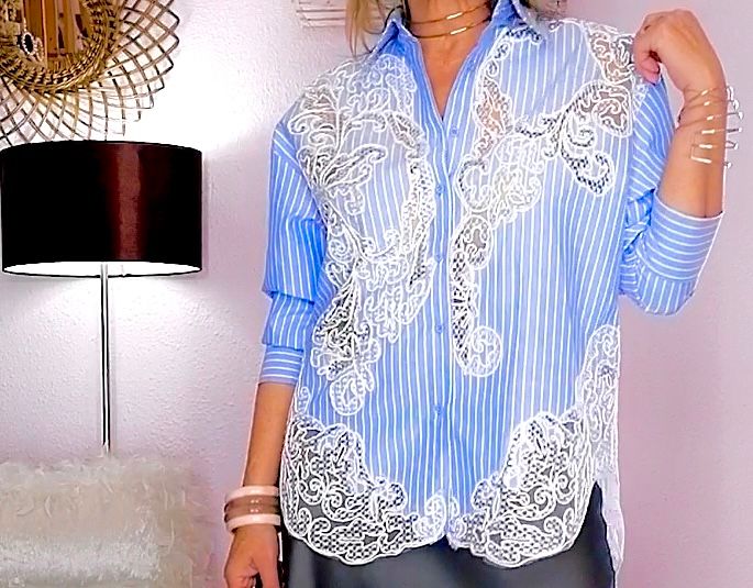 CAMISA AZUL RAYAS CALADOS ENCAJE