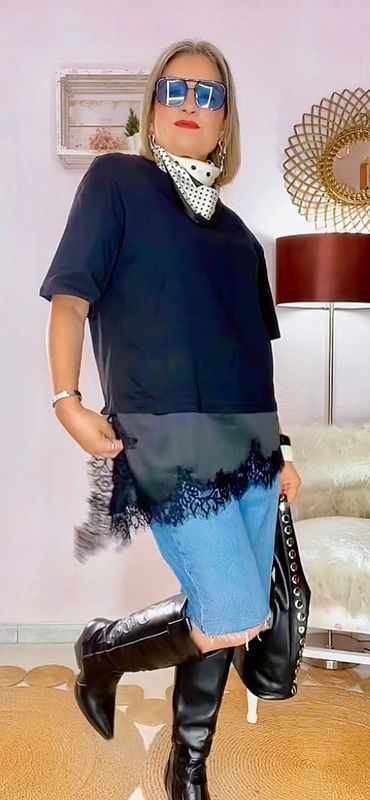 CAMISETA COMBINADA ENCAJE NEGRA
