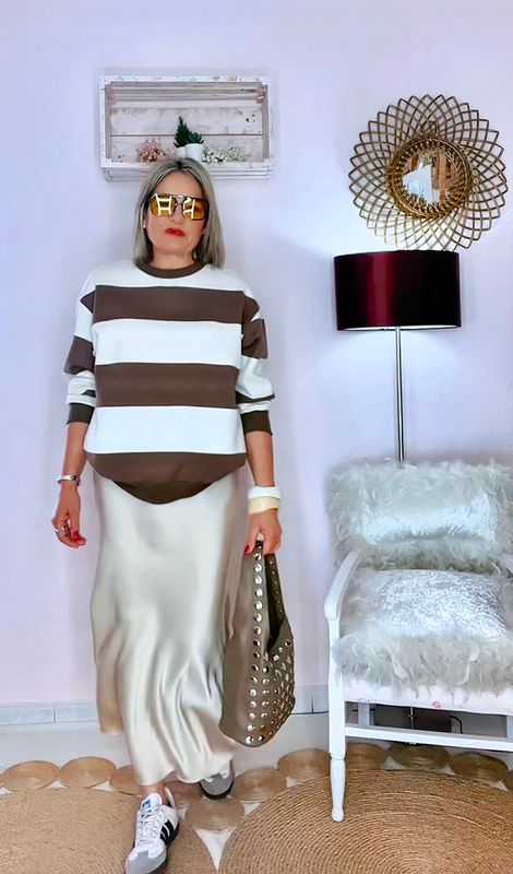 FALDA MIDI SATINADA BEIGE