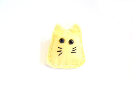 Felt Cat - Pale Yellow