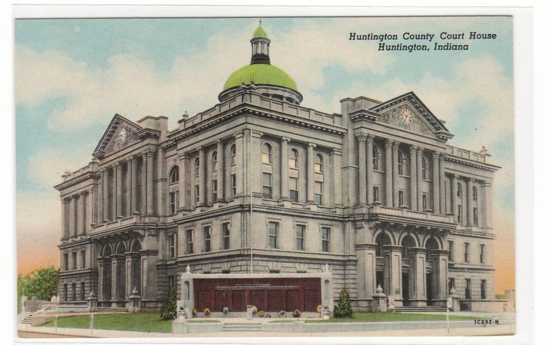 Court House Huntington Indiana postcard