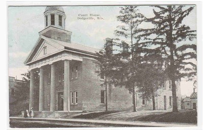 Court House Dodgeville Wisconsin 1910s  postcard
