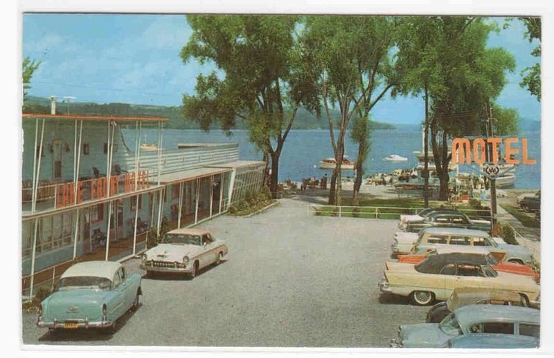 Lake Front Motel Cars Cooperstown New York 1960 postcard