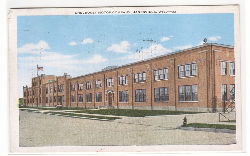 Chevrolet Motor Company Factory Janesville Wisconsin 1945 linen postcard
