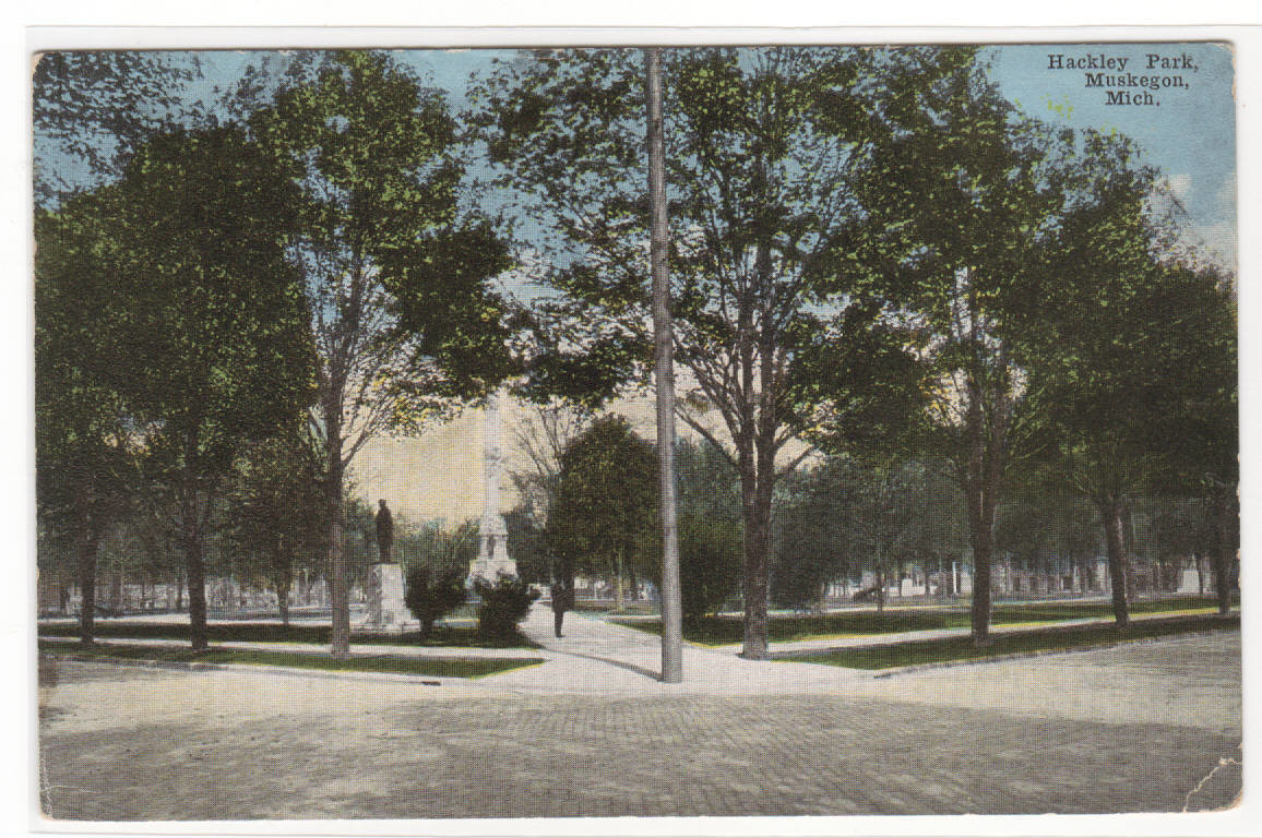 Hackley Park Muskegon Michigan 1917 postcard