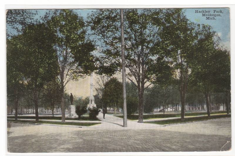Hackley Park Muskegon Michigan 1917 postcard