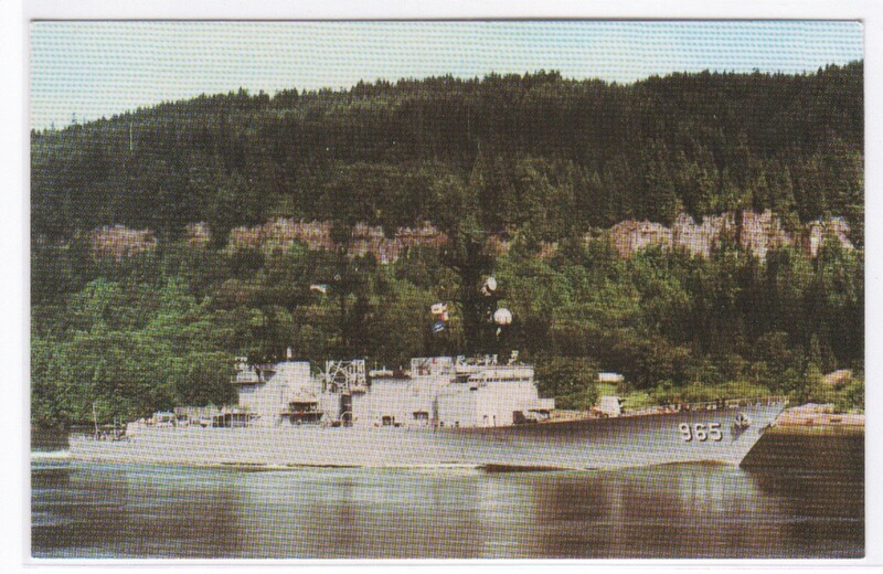 USS Kinkaid DD-965 Destroyer US Navy Ship Warship postcard