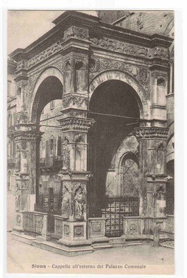 Cappella all’esterno del Palazzo Communale Siena Italy 1910s postcard