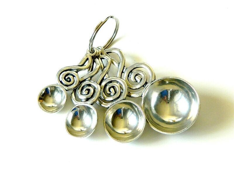 Treble Clef Music Lead Free Pewter 4 Measuring Spoon Set Made in Canada New